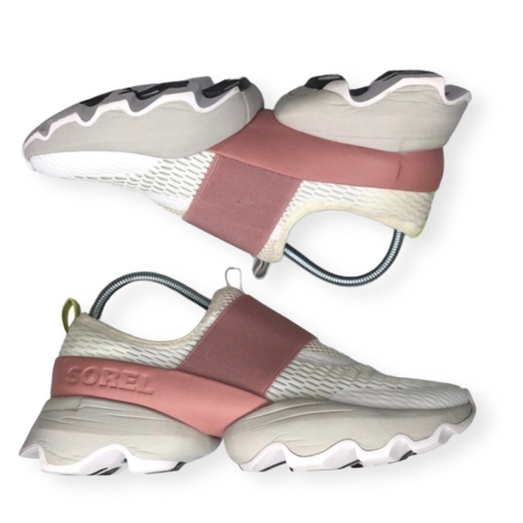 Sorel Kinetic Impact Strap Sneaker in White/Moonstone Size 9. - Picture 1 of 14